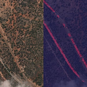 Side-by-side aerial imagery and mapped freight vulnerability along parallel road and rail corridors near Norseman, Western Australia.